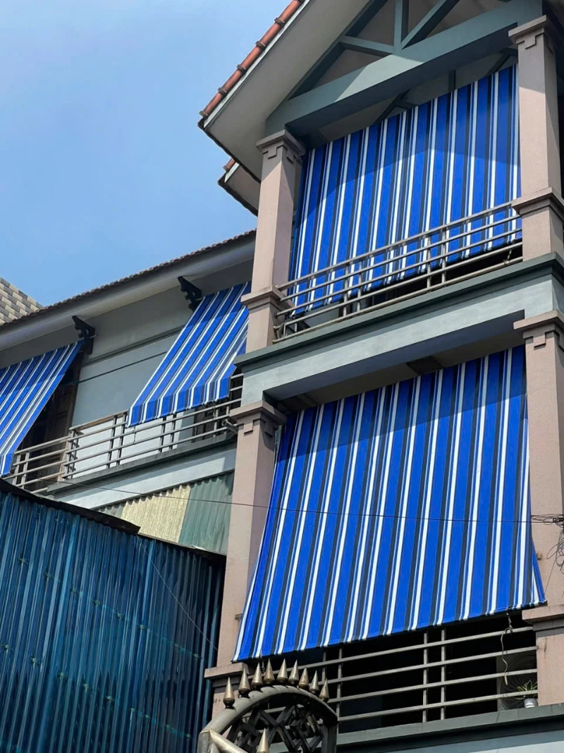 Bạt tự cuốn ngoài trời