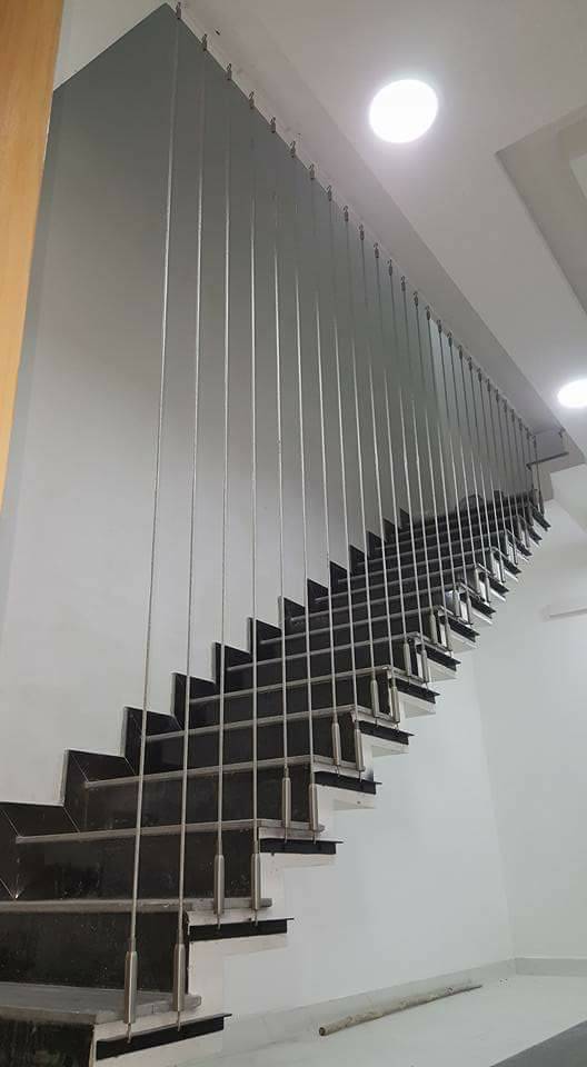 Cáp cầu thang Hòa Phát