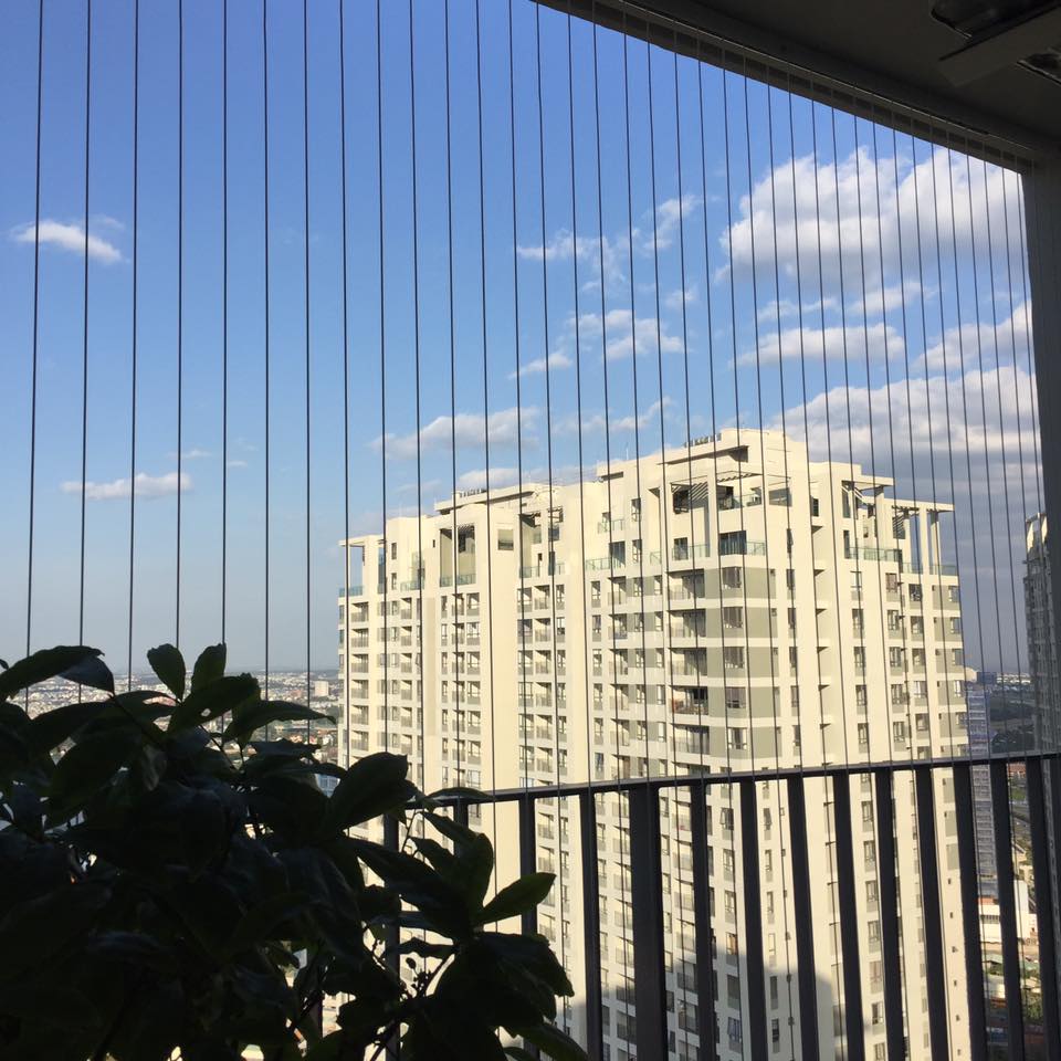 Lưới bảo vệ ban công chung cư